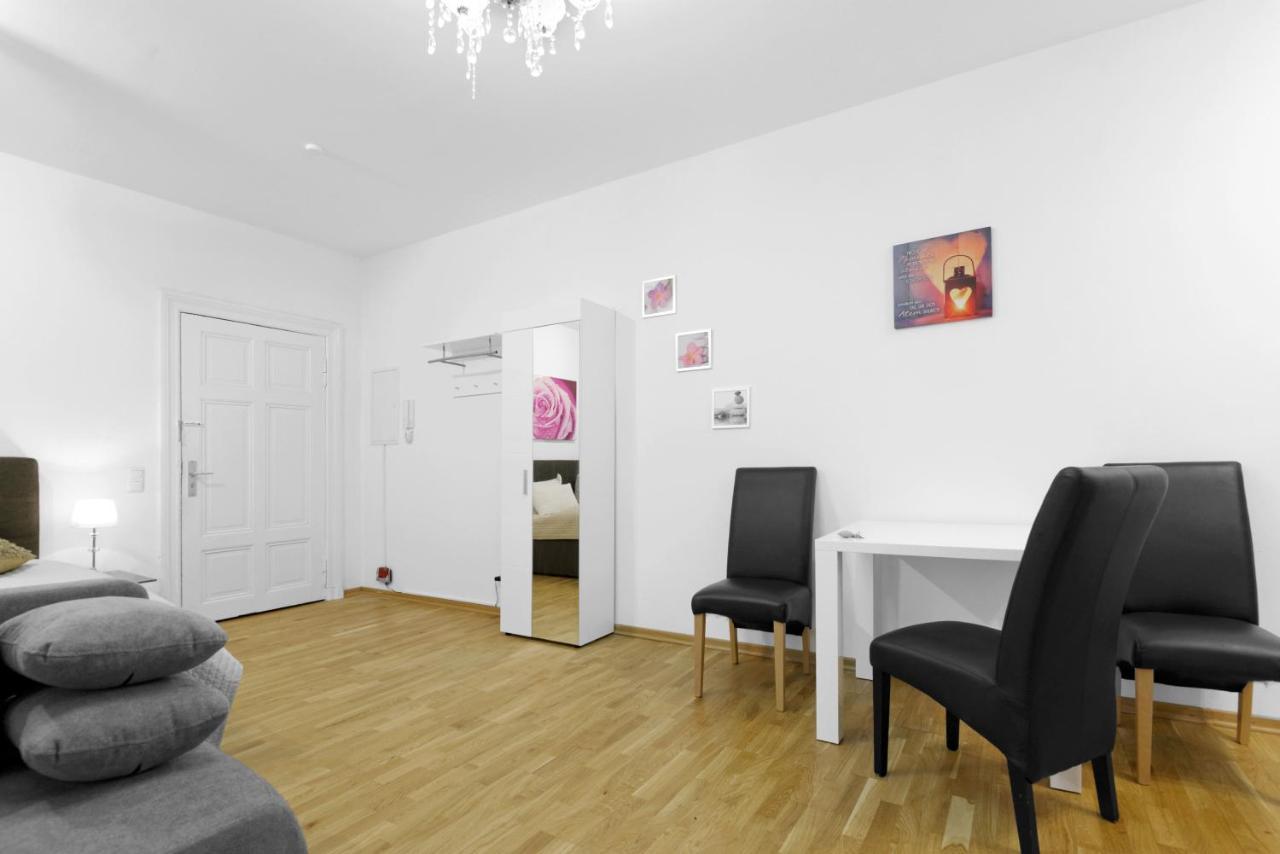 Grand Central City Apartments Mitte Rosenthaler Platz Berlim Exterior foto